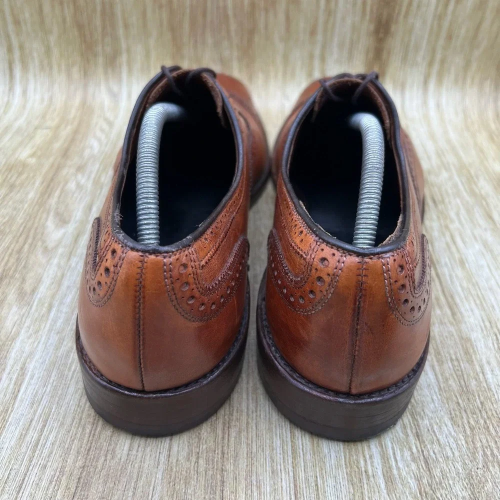 Allen Edmonds Strand Oxford Men's 11 D Walnut Brown Leather Brogue Cap Toe 1635
